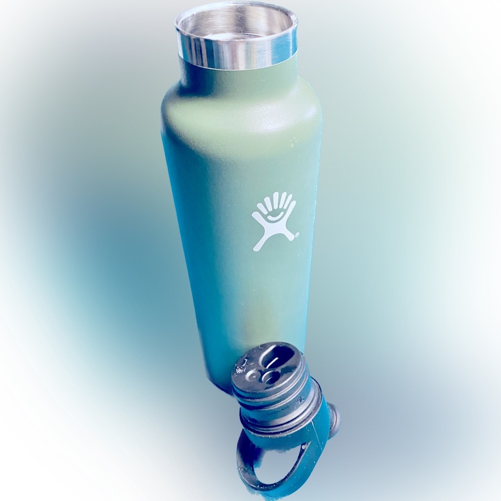 Olive Hydro Flask 21 oz w/ standard mouth